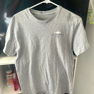 simply southern men’s fishing tee only worn a few times